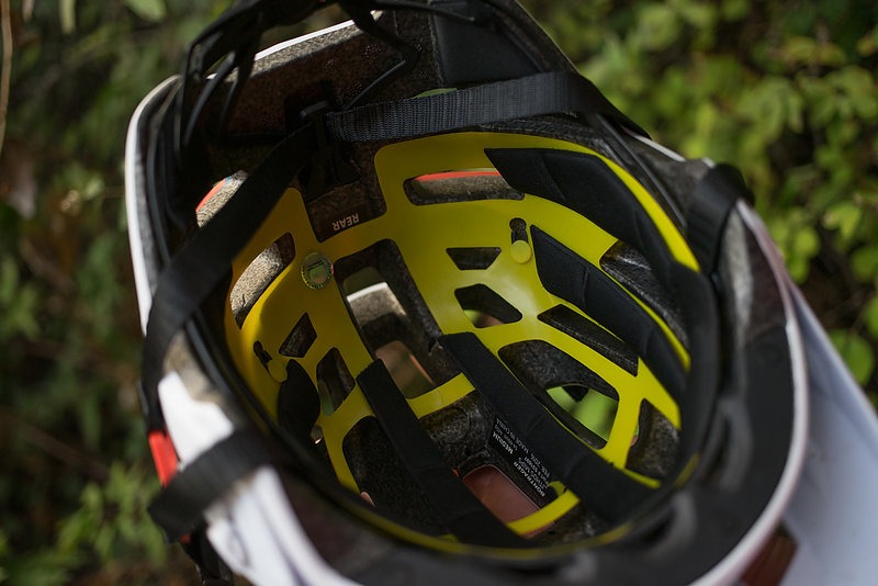 Helmet Review Bontrager Lithos Mountain Freehub Magazine